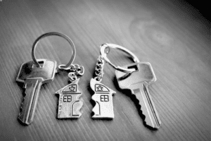 This is an image of house keys divided as a concept of splitting spousal property with Monroe divorce lawyer